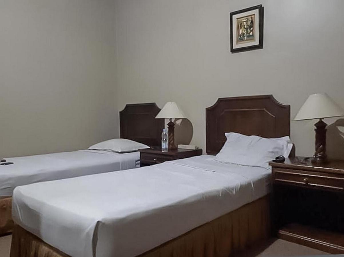 Hotel Indiana Syariah Mitra Reddoorz Tanjung  Exterior foto